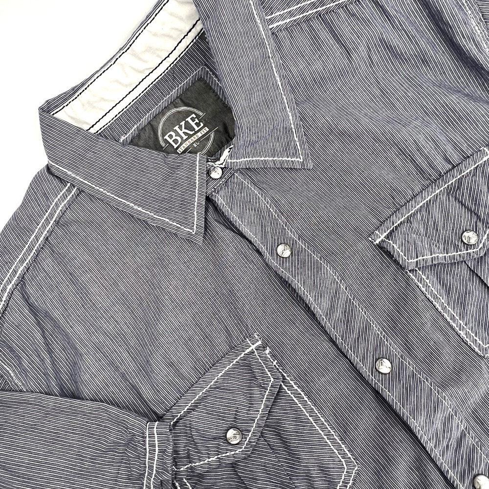 BKE Men's XL Standard Fit Blue Pinstriped Short-Sleeve Pearl-Snap Western Shirt